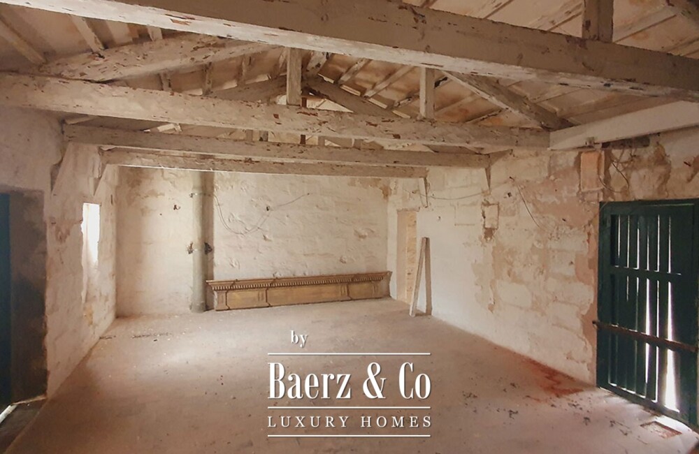 LORDLY HOUSE IN THE CENTER OF MAHON image