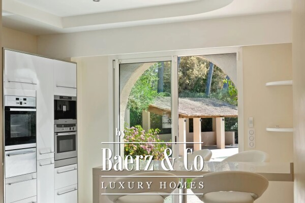 photo 21 Villa with view on Castelleras Castle