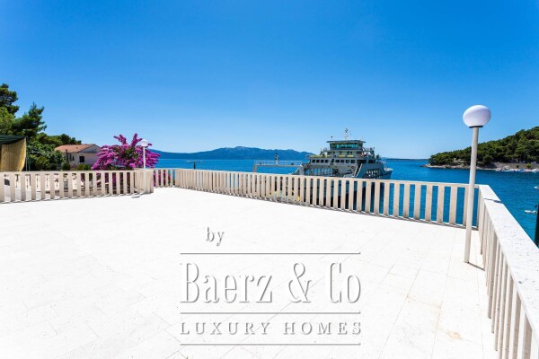 photo 40 Drvenik, exceptional real estate first row to the sea