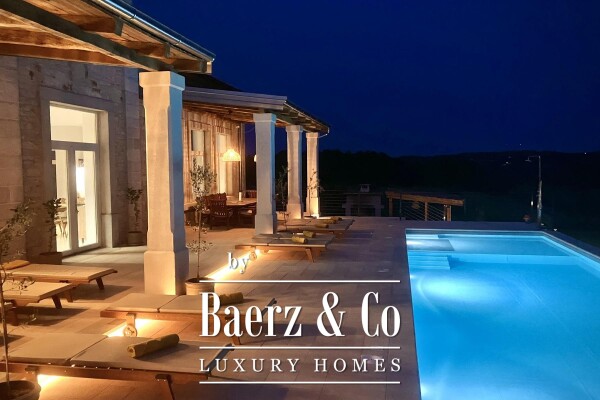 photo 18 Istria, Poreč, luxuriously renovated old school