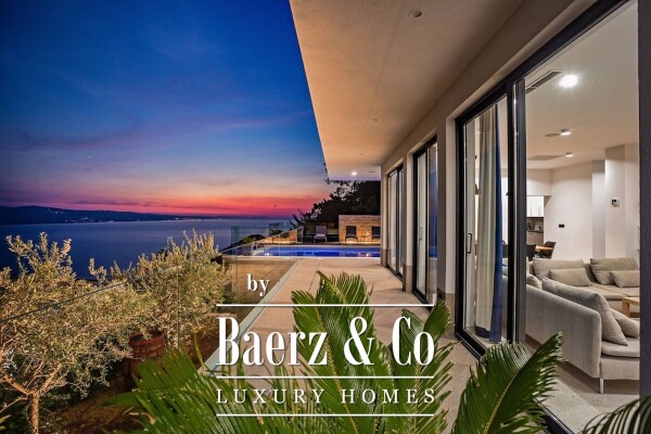 photo 6 Omis, two luxury villas with pool and panoramic views