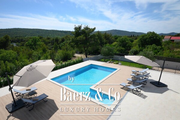 photo 12 Šibenik, luxury villa with swimming pool and basketball court
