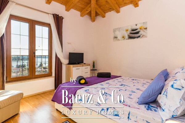 photo 18 Medulin, luxury villa with a swimming pool and a large garden of 1050 m2, 300 m from the beach