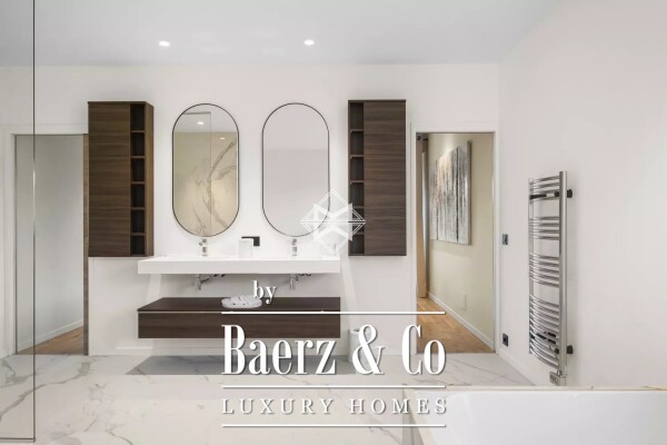 photo 16 Contemporary Provencal