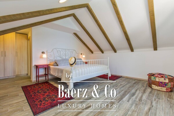 photo 12 Island of Šipan, stone house, first row to the sea