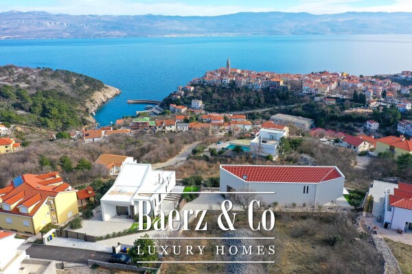 photo 9 Krk, Vrbnik, unique villa of 240 m2 on a plot of land of 800 m2