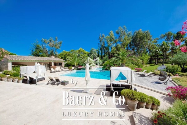 photo 3 In a closed and secured estate, properyt totally refurbished of about 600 sqm on an almost flat land of approximately 800 sqm decorated with a swimming pool and a tennis court.