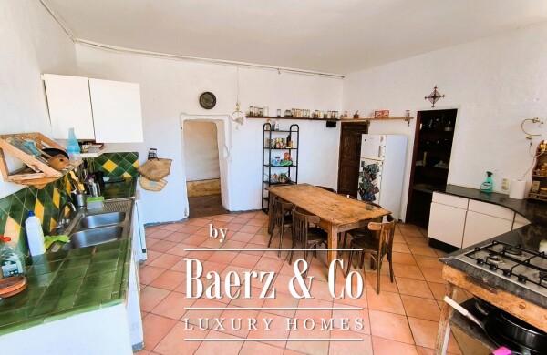 photo 7 PRIVACY, NATURE AND UNOBSTRUCTED VIEWS