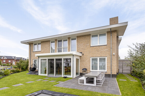 photo 37 Rhijnhofweg 2