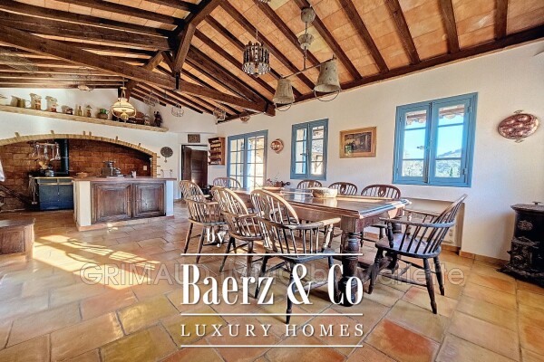 photo 3 charming Provencal 16th century farmhouse with stunning view