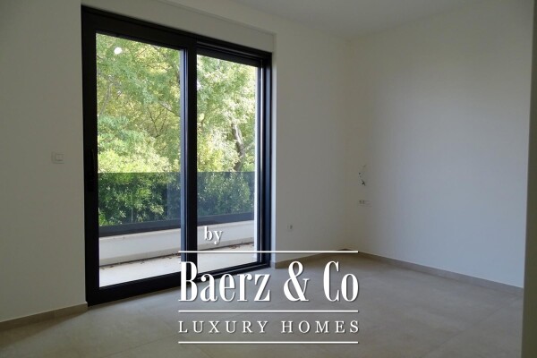 photo 14 Njivice, two-story apartment in a villa with a pool, gross living area 161,50m2