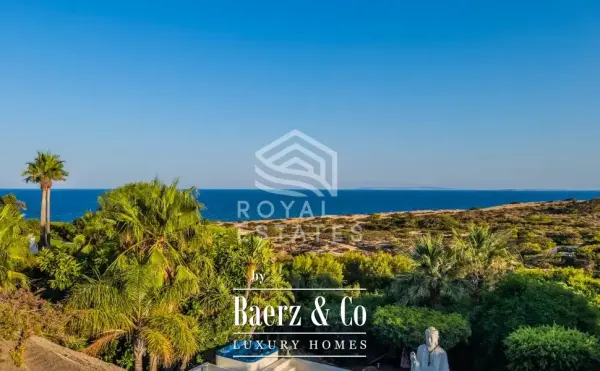 photo 1 Beautiful luxury home in Cap Martinet