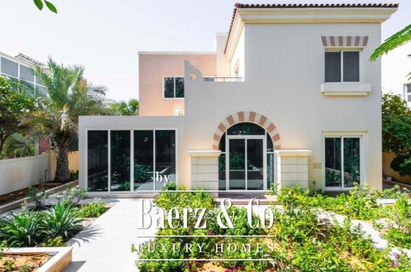 photo 8 Exclusive 5-Bedroom Villa for Sale in Victory Heights, Dubai