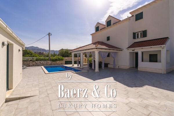 photo 5 Rijeka Dubrovačka, house with elevator and swimming pool