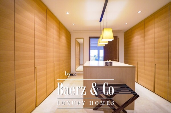 photo 12 Ultra-Luxury 8 Bedroom Villa in Emirates Hills