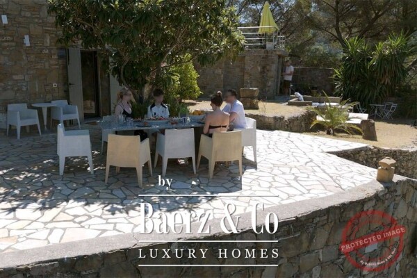 photo 86 Villa for sale 166 m²