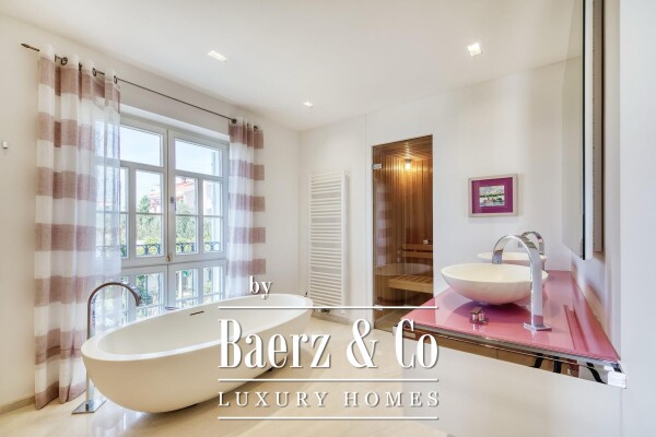 photo 14 Zadar, Diklo, modern and elegant villa, first row by the sea