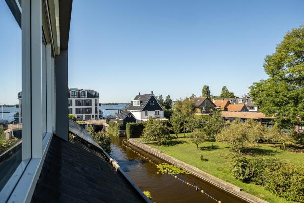 photo 32 Swingboei 3