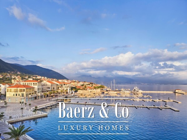 photo 2 Luxurious Two Bedroom Apartment in Herceg Novi with a Garage