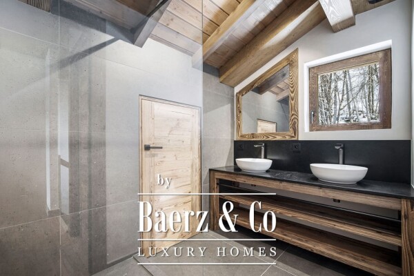 photo 10 NEW 5-BEDROOM CHALET - MOUNTAIN VIEWS