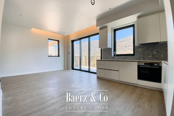 photo 6 Luxurious Two Bedroom Apartment in Tivat close to the Sea