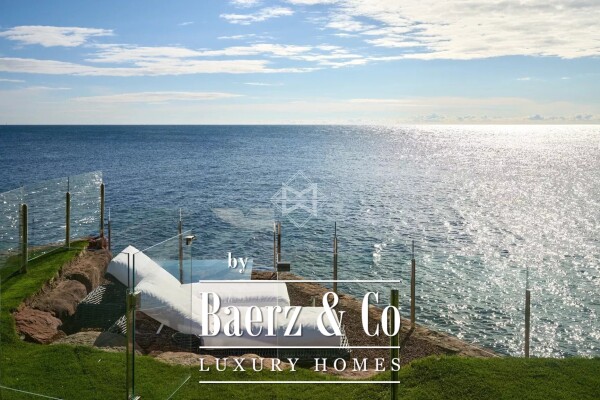 photo 7 Contemporary waterfront villa