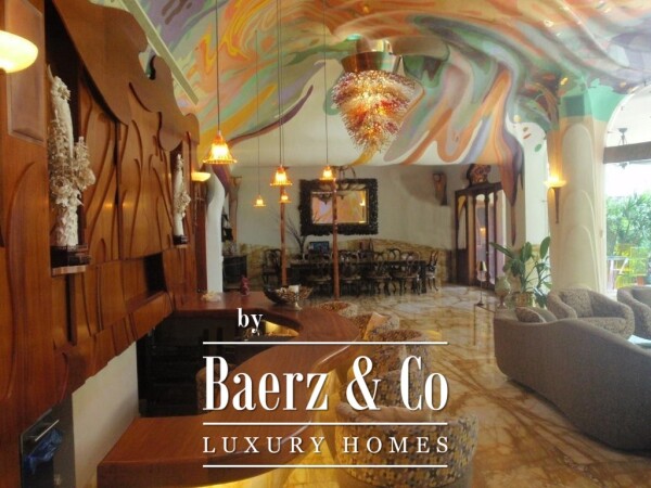 photo 4 A piece of art in the city.  A private enclave in premium neighborhood