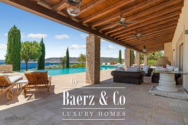 photo 4 Mediterranean Estate