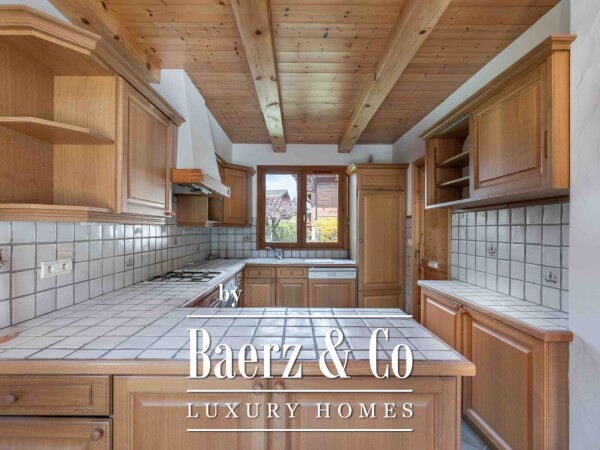 photo 4 5 bed room family chalet - Mont Blanc views