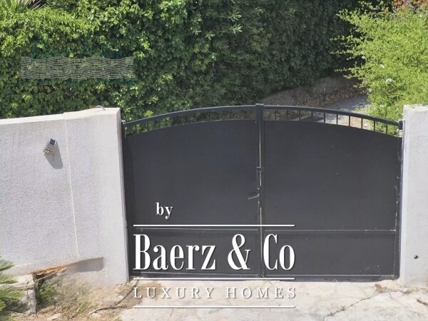 photo 8 Spacious 207 M² house with great potential