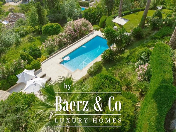 photo 16 Charming Provençal villa with pool and tennis court