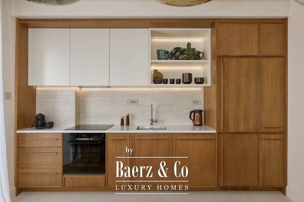 photo 16 Luxurious Apartment in a New Project in Tivat