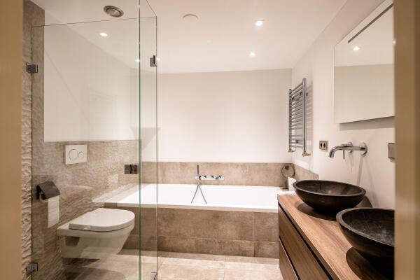 photo 35 Warmondstraat 85 H