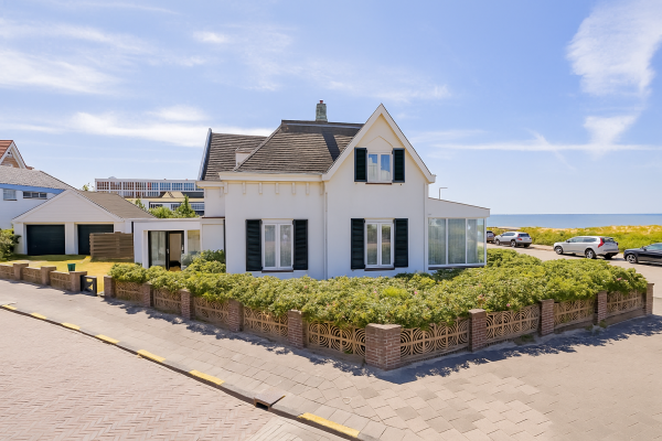 photo 1 Koningin Astrid Boulevard 16