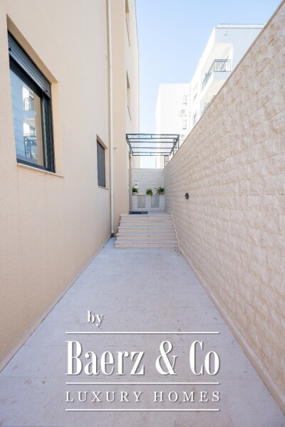 photo 7 Apartment in Tivat Center with a Garage