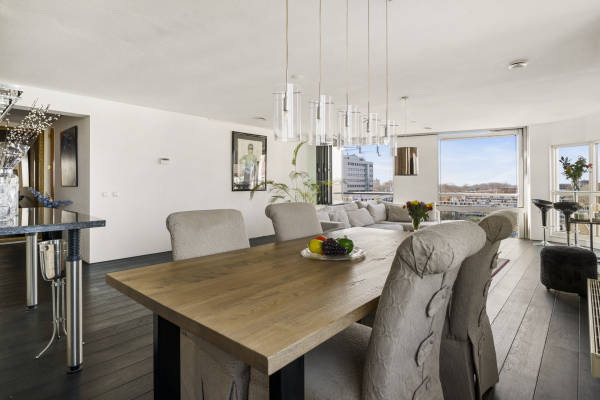 photo 23 Van Leijenberghlaan 2 T