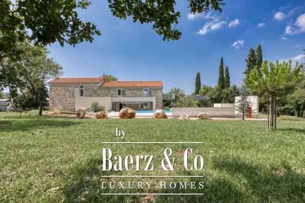 photo 2 Luxury Stone Residence on a Spacious Estate near Višnjan