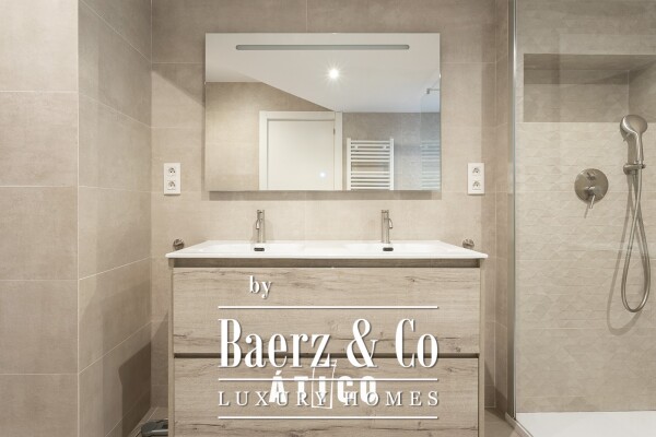 photo 27 Penthouse for sale in Eixample Esquerra