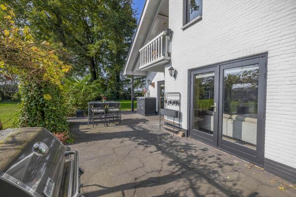 photo 42 Hoevensestraat 10