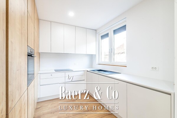 photo 3 Zagreb, Mlinovi, luxurious four-room apartment 152 m2 in a duplex house with a garage