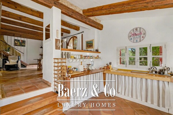 photo 6 Rustic finca with character and open views, in the surroundings of S’Arracó