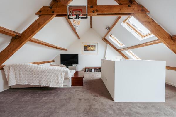 photo 34 Diepenbrockstraat 22