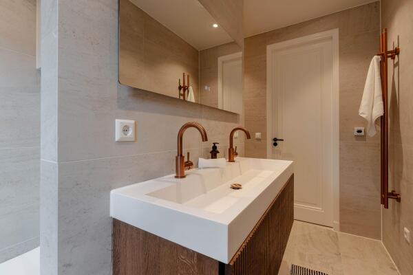 photo 37 Eerste Helmersstraat 34