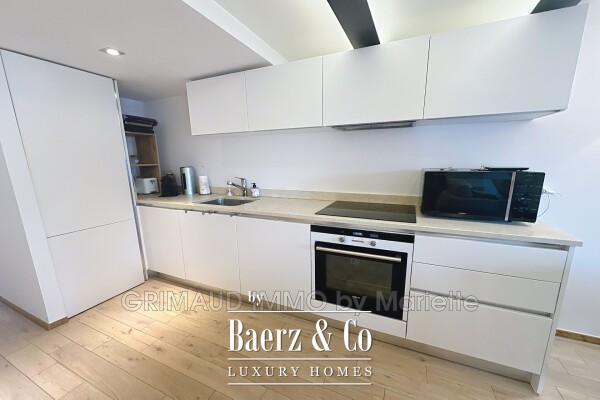 photo 5 64m² apartment with two bedrooms and two shower rooms.