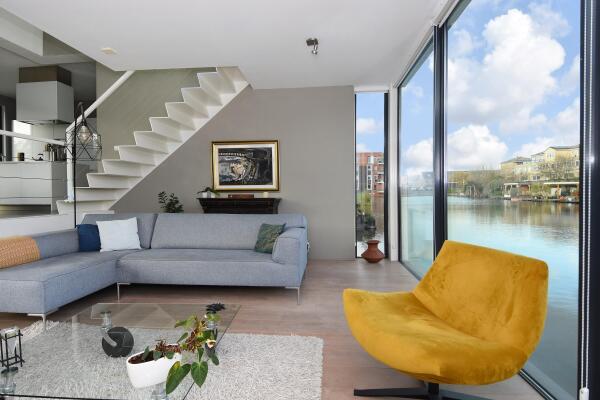 photo 25 Glaskloksingel 59