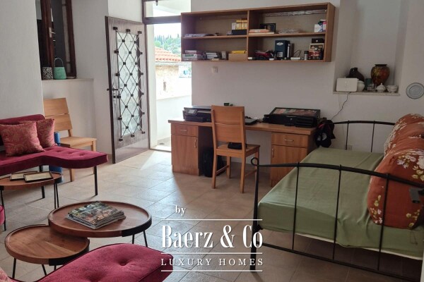 photo 26 Brač, Milna - semi-detached stone house with restaurant, first row to the sea