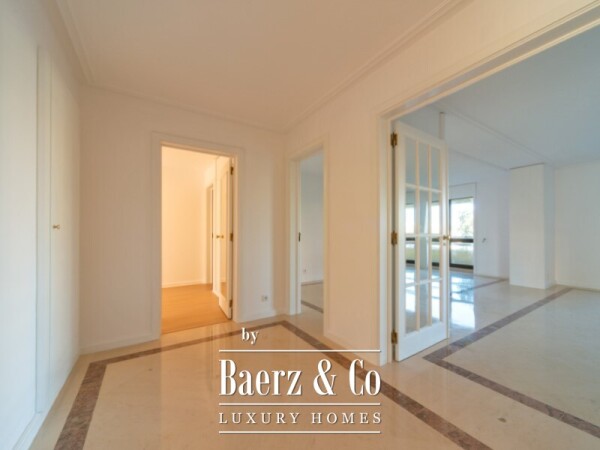 photo 24 T3 with large balconies in condominium with swimming pool