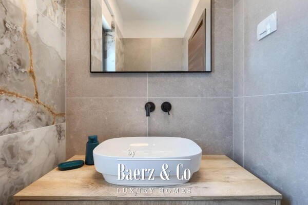 photo 18 Istria, Svetvinčenat, modern luxury villa with a heated swimming pool