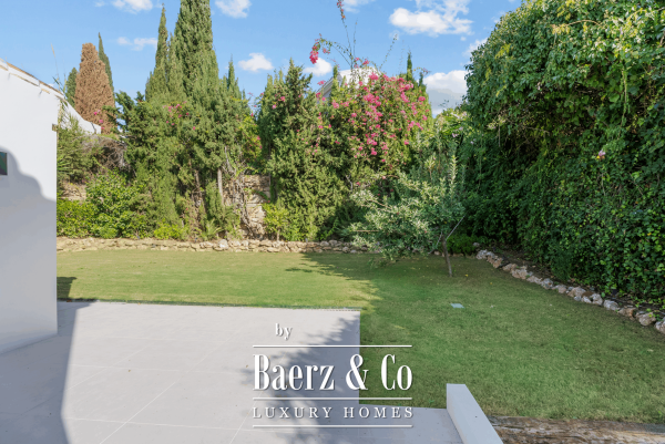 photo 9 Villa - Nueva Andalucia - Marbella - Ref: 8684