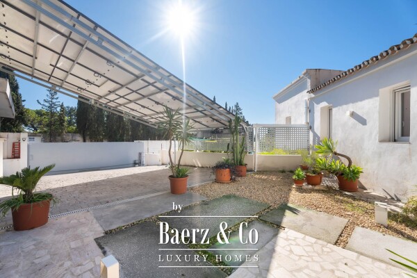 photo 37 Villa - Marbella East - Ref: 8690